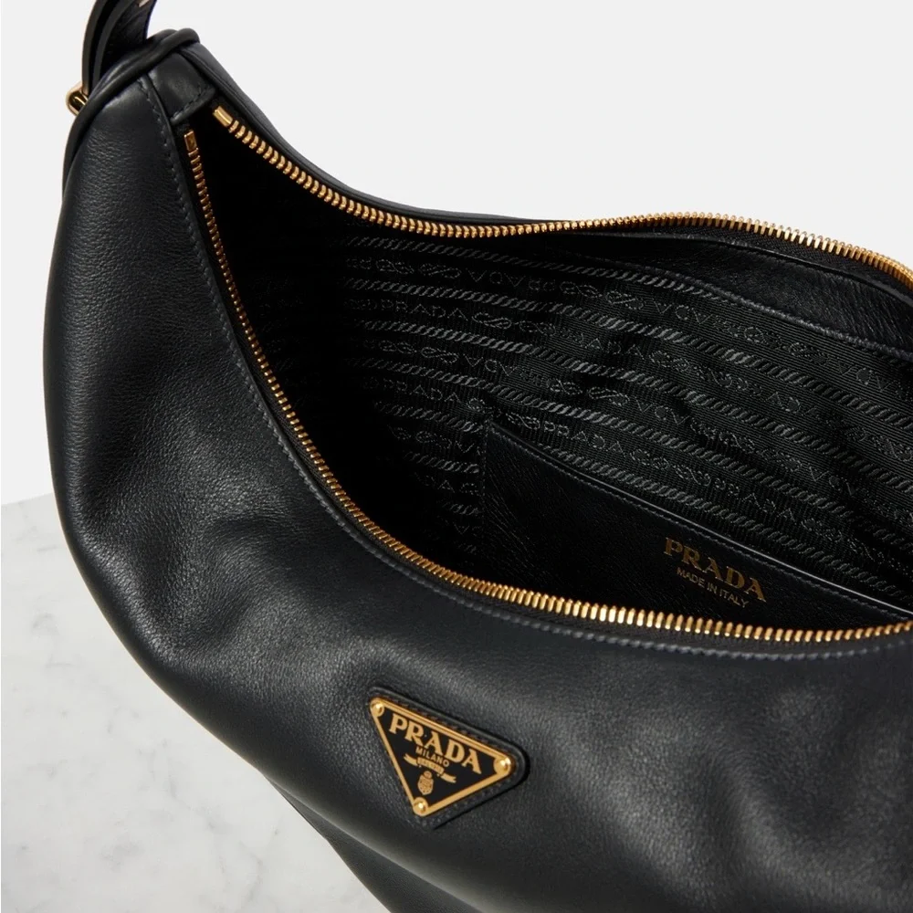 NWOT Prada Arque Large Black Leather Shoulder Bag - Picture 3 of 13